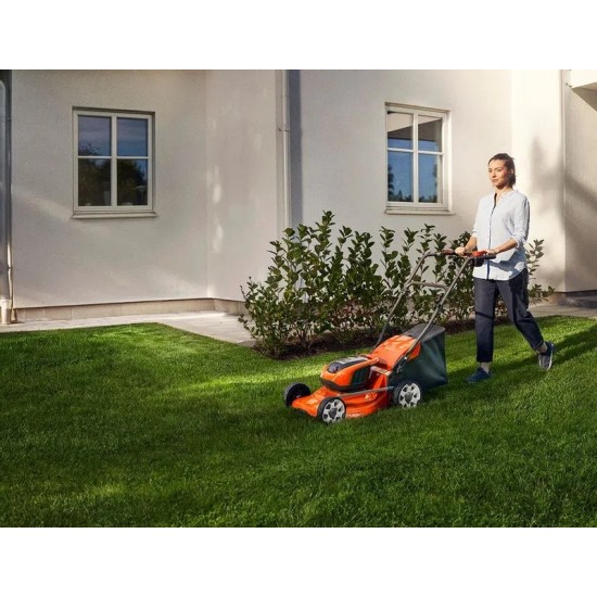 CORTADOR DE GRAMA HUSQVARNA BATERIA LC137i