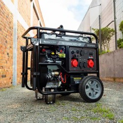 GERADOR TOYAMA GASOLINA - TG15000CXE3 - TRIFÁSICO