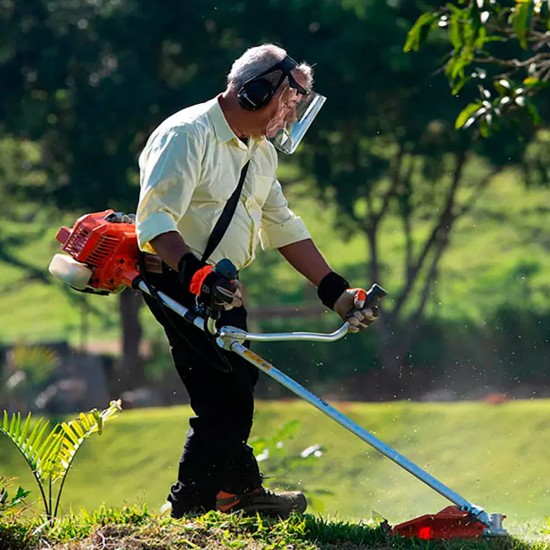 ROÇADEIRA HUSQVARNA 131R (GASOLINA)