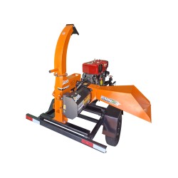 ENSILADEIRA LABOREMUS LC‑6000 + REBOQUE + MOTOR BRANCO DIESEL BDA 18.0 RAE